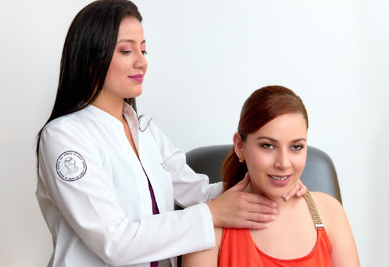 Especialista Tiroides Dra Monserrath Acosta