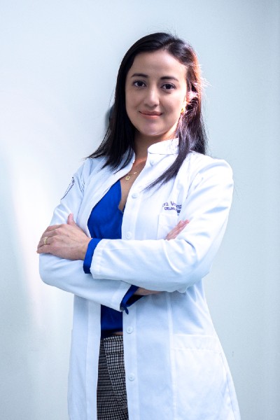 Dra Monserrath Acosta